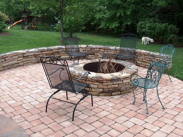 Custom hardscape fire pit and patio